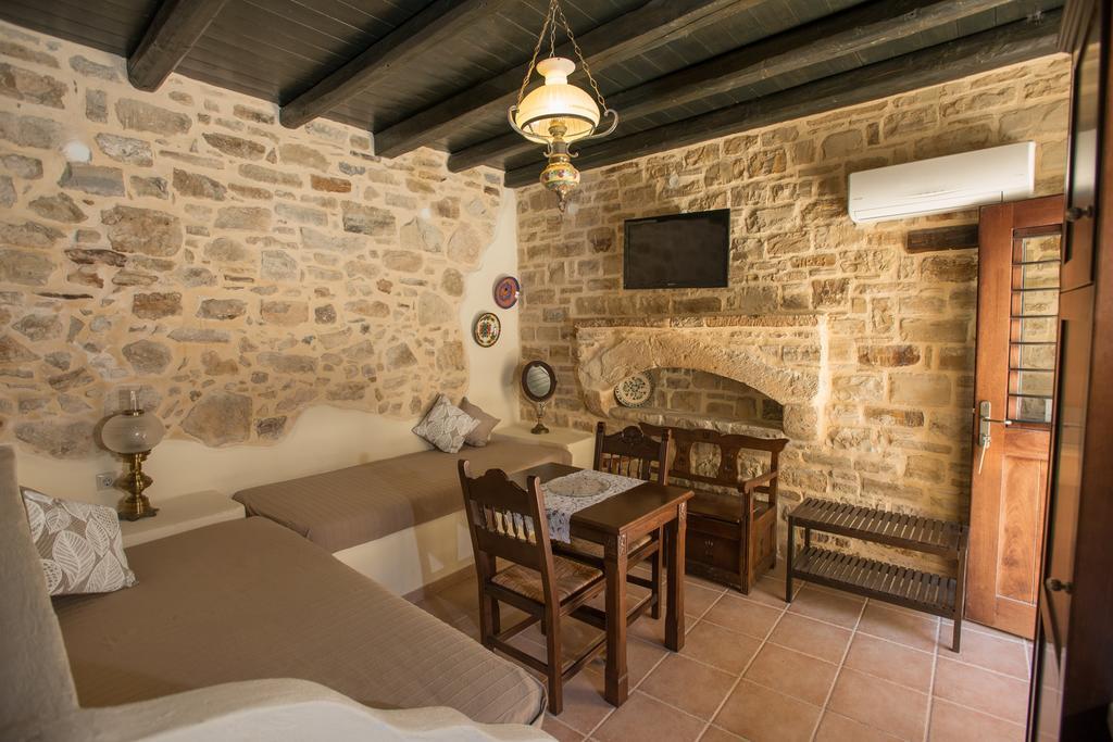 Apartment Kritikies Pitsidia